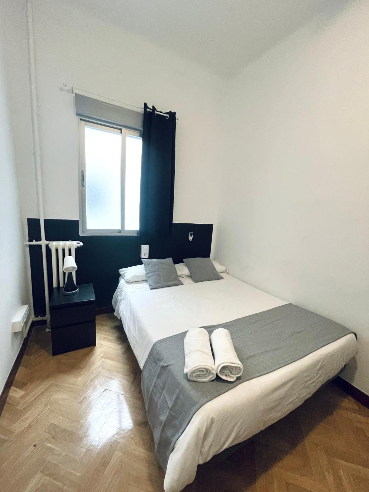 Ibiza Habitaciones Мадрид Екстер'єр фото