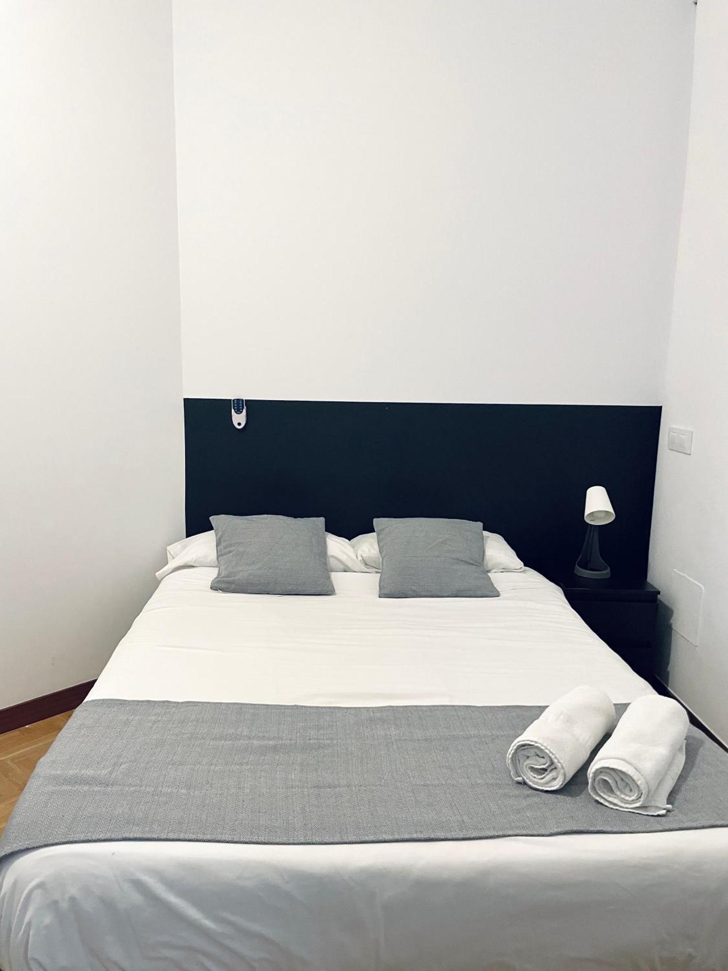 Ibiza Habitaciones Мадрид Екстер'єр фото