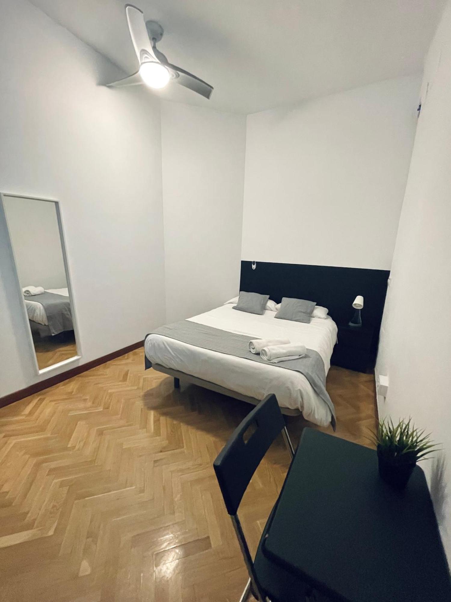 Ibiza Habitaciones Мадрид Екстер'єр фото