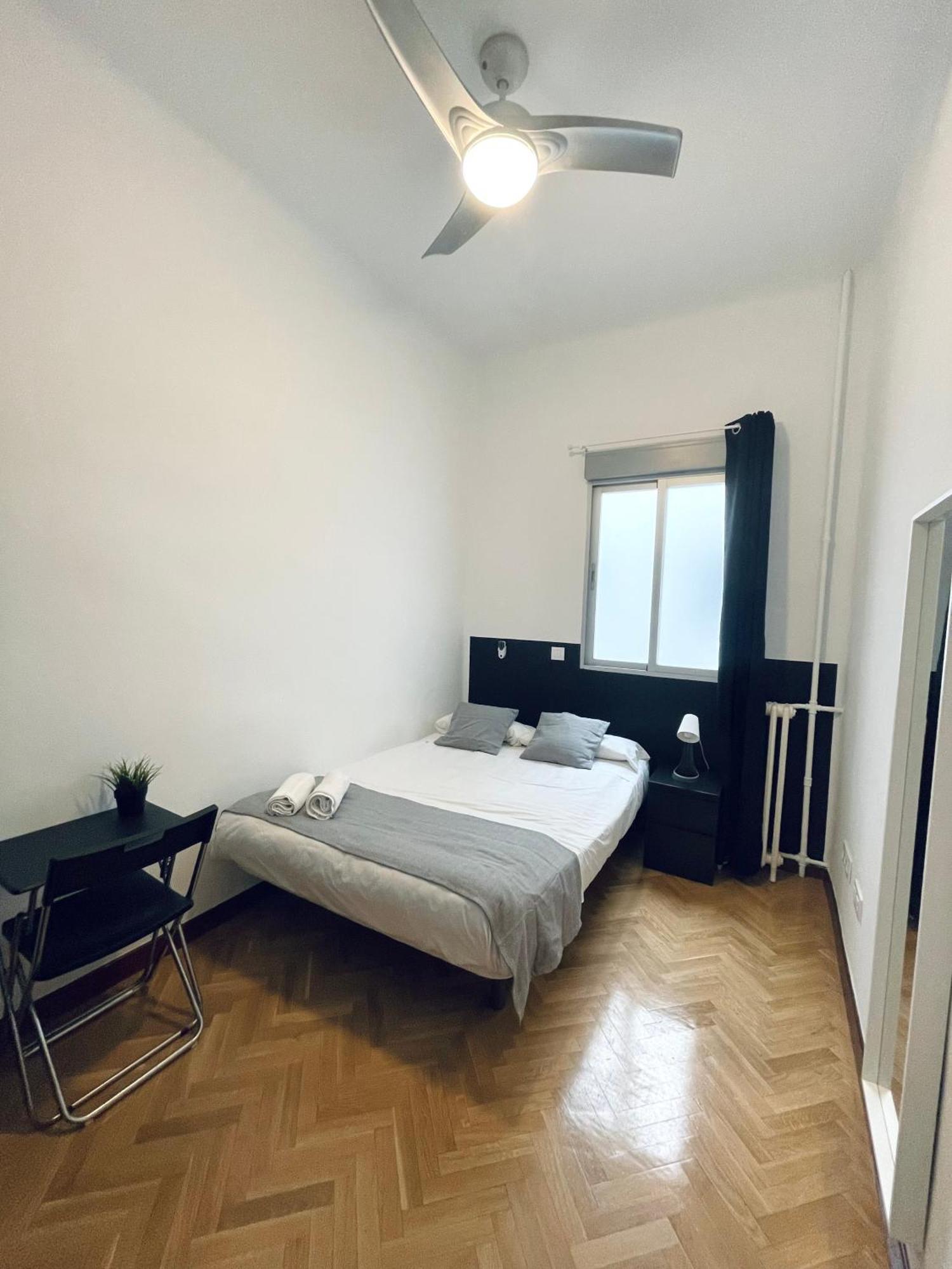 Ibiza Habitaciones Мадрид Екстер'єр фото