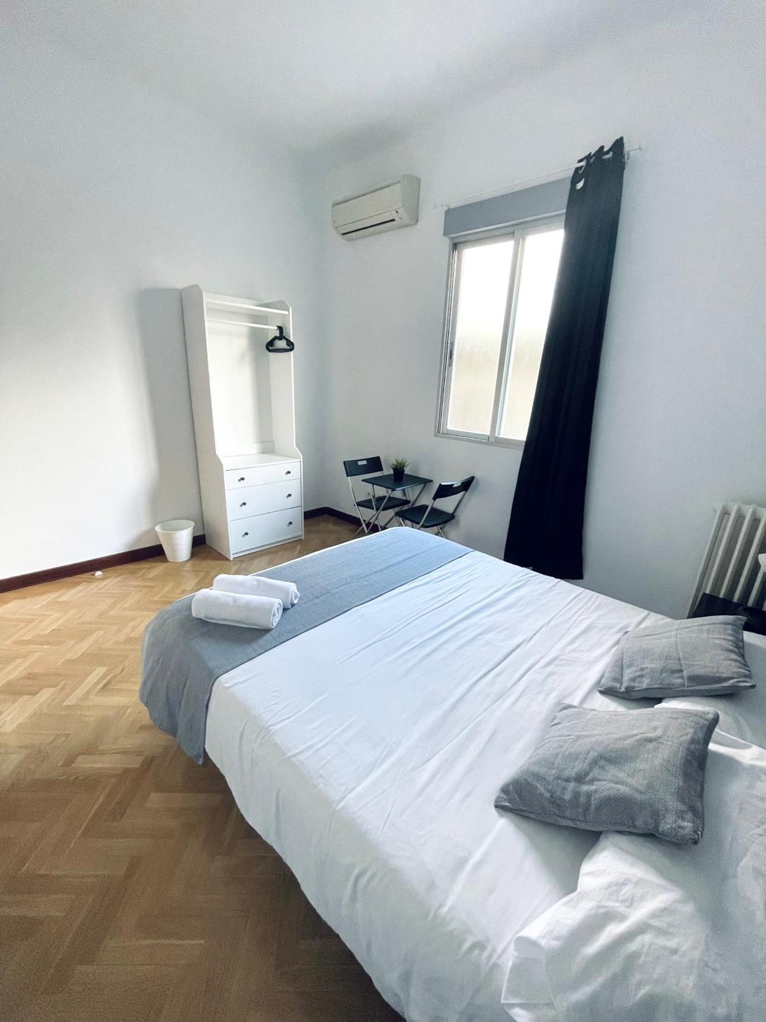 Ibiza Habitaciones Мадрид Екстер'єр фото